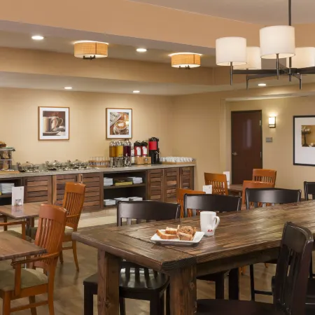 DoubleTree by Hilton Portland - Tigard
