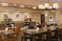 DoubleTree by Hilton Portland - Tigard - 4-Star