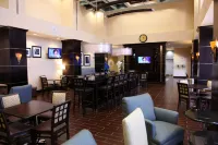 Hampton Inn & Suites by Hilton Carlsbad - parking