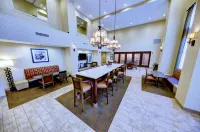 Hampton Inn & Suites Harrisburg/North - parking