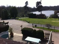 Gosfield Lake Resort - 2-Star