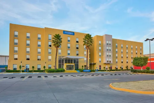 City Express by Marriott Ciudad de México Plaza Central - 3-Star
