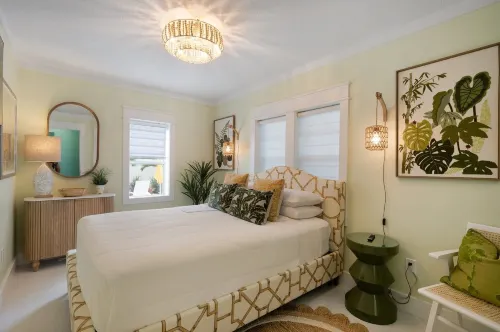 Mim's Cottage by the C 3 Bedroom Cottage by RedAwning - Villas