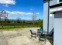 Lisheenbawn Farmhouse Farranfore by Trident Holiday Homes - 2 stelle