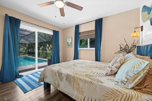 Florida nest - summer house with heated swimming pool. Pet friendly. - 3 ดาว