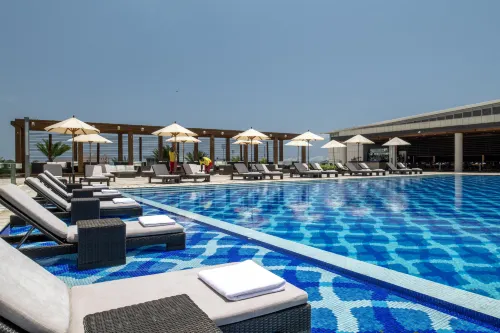 Kempinski Hotel Gold Coast City Accra - プール