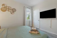 Zodiac Lane Kalahari Getaway - 4-Star