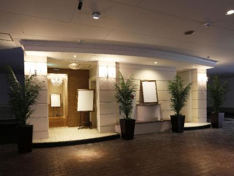 3. 호텔 파인 가든..