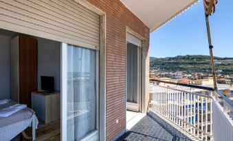 Scenic Apartment in Arma di Taggia near Sea & Casino