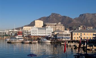 Colors of Cape Town Lodge