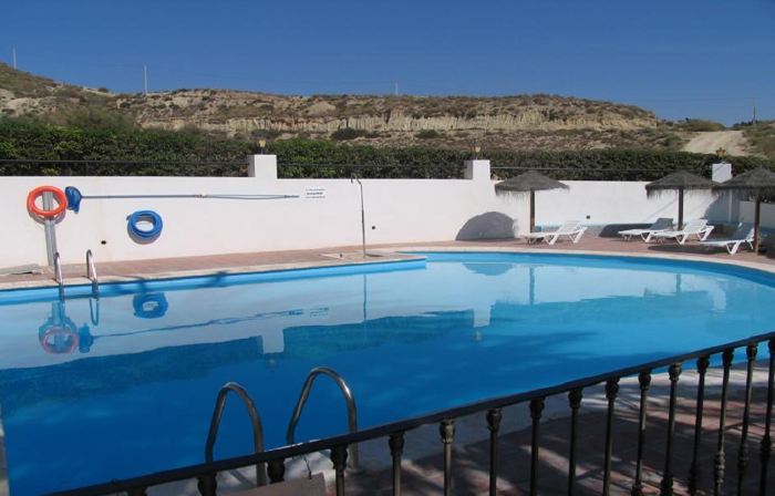 Impressive Apartment in Ground Floor with Terrace of 2 Rooms, A / A and Pool. 4