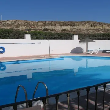 Impressive Apartment in Ground Floor with Terrace of 2 Rooms, A / A and Pool. 4