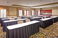 Holiday Inn Express & Suites Clinton Hotels in Clinton