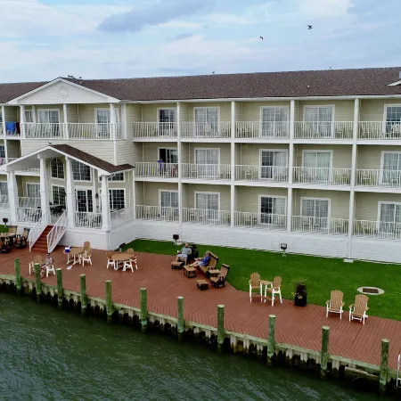 Hampton Inn & Suites Chincoteague-Waterfront