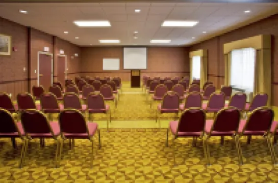 Holiday Inn Express & Suites ST. PETERSBURG NORTH (I-275) by IHG