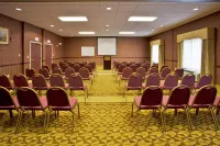 Holiday Inn Express & Suites ST. Petersburg North (I-275) Hotel di Pinellas Park