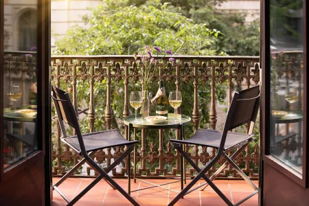 巴塞隆拿阿姆拉卡斯佩酒店