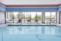 Wingate by Wyndham Tinley Park - Pools