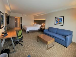 Holiday Inn Express & Suites Aurora