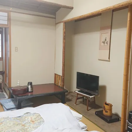 Kagetsu Ryokan Отели в г. Майдзуру