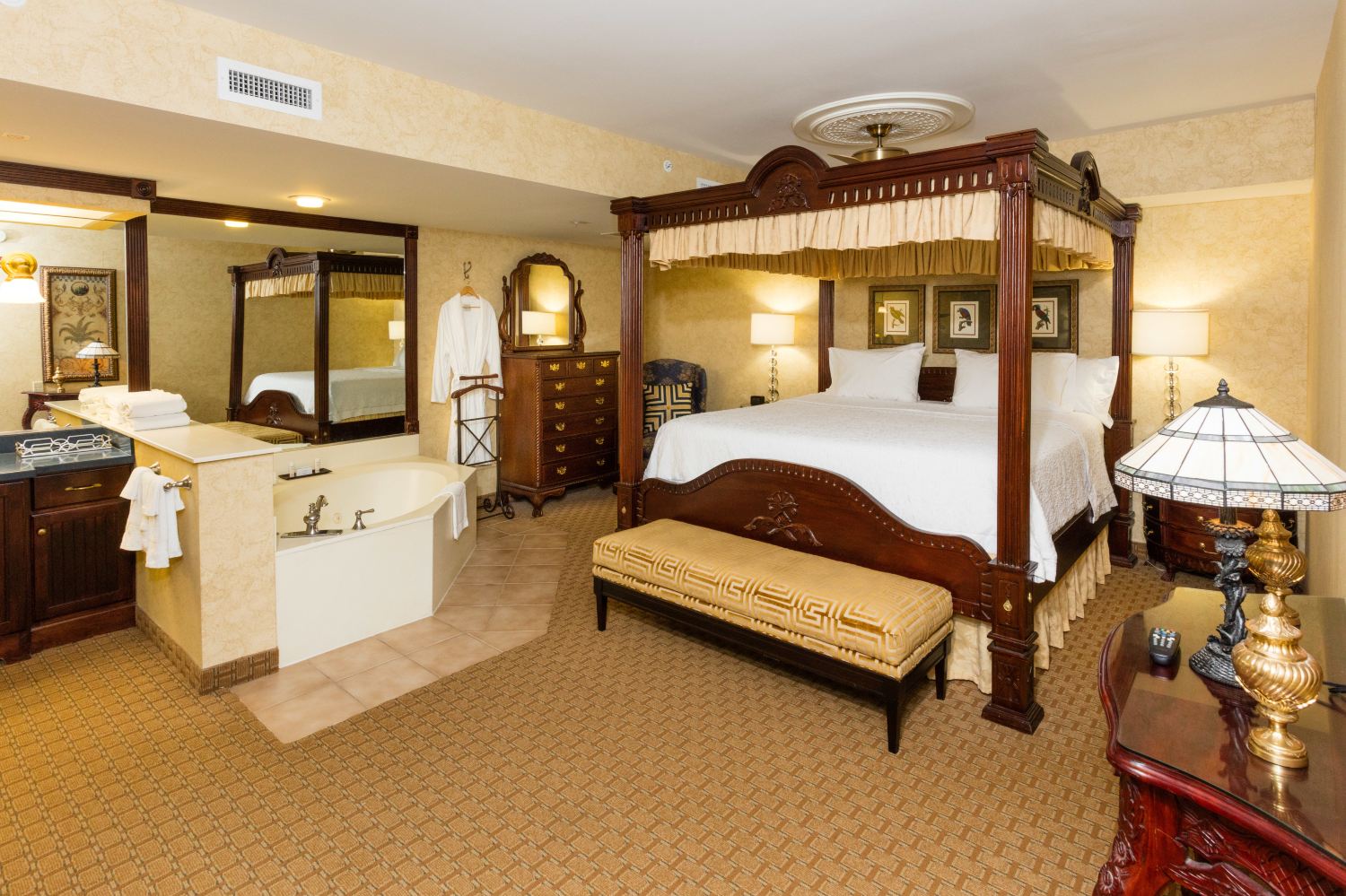 Hampton Inn & Suites Amelia Island-Historic Harbor Front