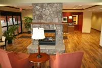 Hampton Inn & Suites Warren - 2-Star