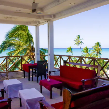 Room V: Beach Front Sea View 2nd Flat 2-4 Guests