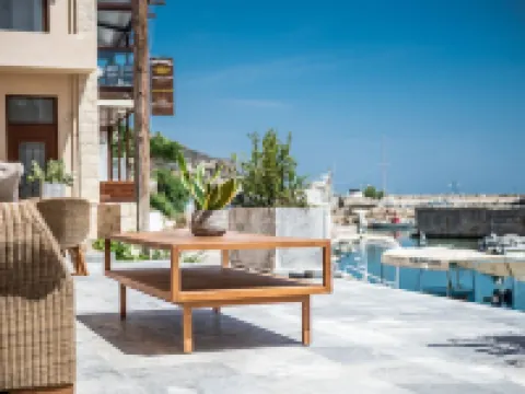 Avra Apartments Kolymbari Harbour Hotels in Kolymvari