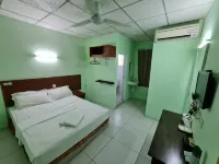 Aristo Hotel 81