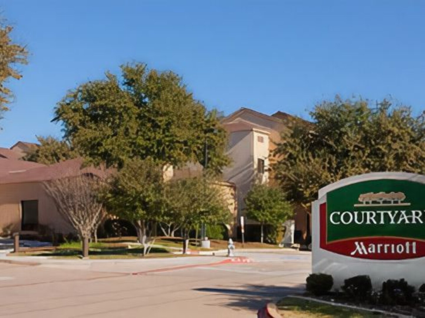 Courtyard by Marriott Dallas Plano Parkway at Preston Road