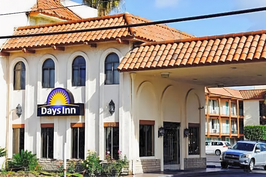 Days Inn by Wyndham Anaheim Near the Park