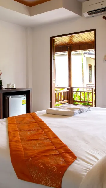 ห้องซูพีเรียร์ เตียงใหญ่ 1 เตียง