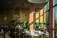 Holiday Inn TELAVI by IHG - Breakfast