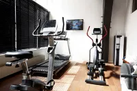 โรงแรมกรองด์ ออง เรซิดองซ์ เดอ ดราก - ที่มีฟิตเนส