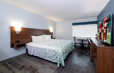 HomeTowne Studios Wilmington - New Castle Hotels near Mt. Cuba Astronomical Observatory