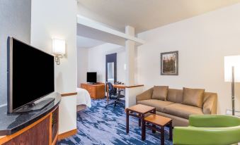 Fairfield Inn & Suites Madison East