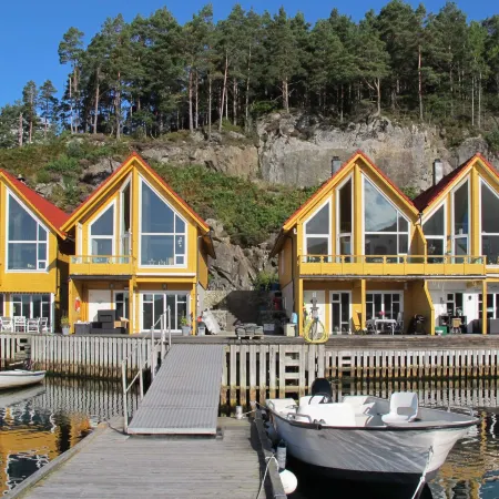 Rorbuen Hotels in Tysnes