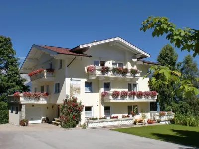 Haus Alpina Ski in & Ski Out Hotel in zona Mountain Go Kart