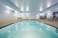 Holiday Inn Express & Suites LINCOLN I - 80 by IHG