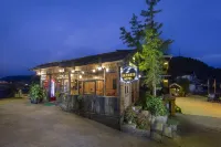 Saparis Hotel