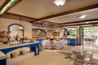 Ramada by Wyndham Mussoorie Mall Road - Frühstück