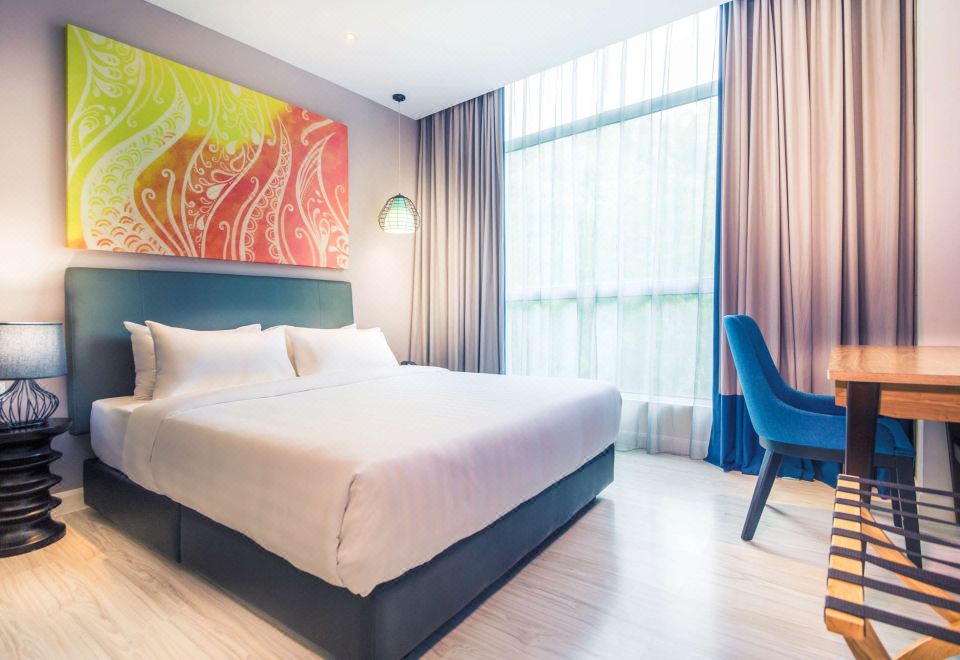 3. 머큐어 코타 키..