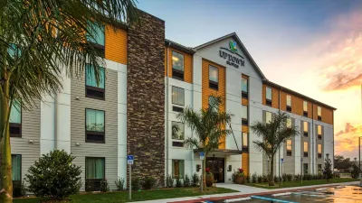 Uptown Suites Extended Stay Tampa FL - Riverview Hotels in Palm River-Clair Mel