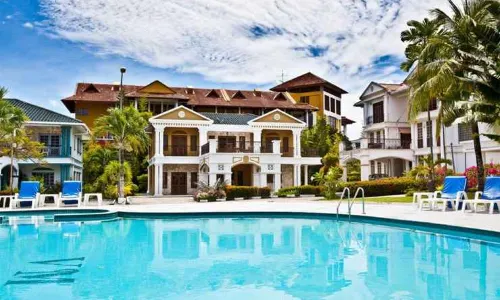 티아라 라부안 호텔