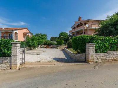 Lili Hotel di 