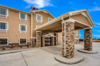 Cobblestone Hotel & Suites - Cozad Hotels in 