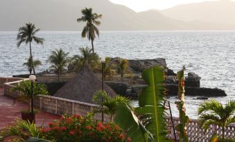 Playa de Santiago Hotel