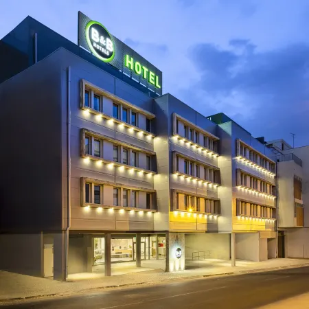 B&B HOTEL Lisboa Aeroporto Отели рядом с достопримечательностью «Оливайш»