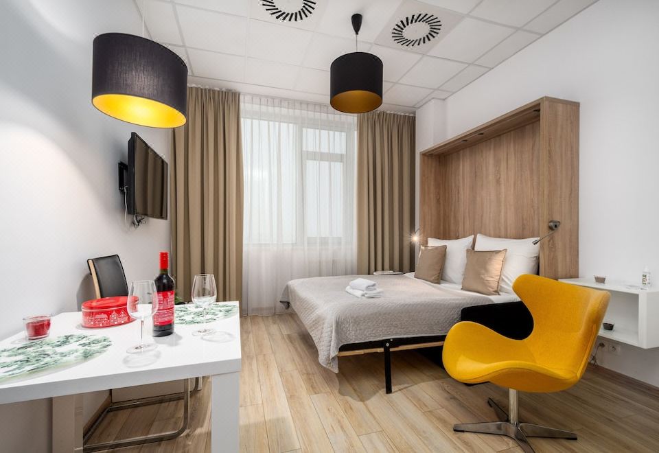 Warsaw Apartments - Hizvo