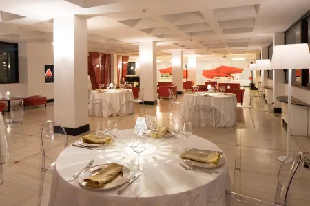 Hotel de La Ville Avellino Отели в г. Солофра